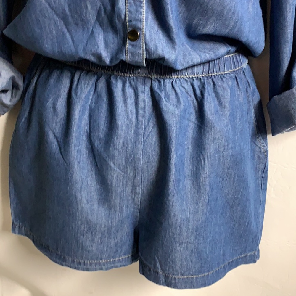 JACK women’s M blue chambray snap button down tab sleeves denim romper. - Picture 4 of 8